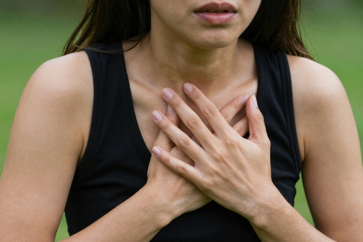Infarto nelle donne: segnali silenziosi e importanti da riconoscere per proteggere il cuore